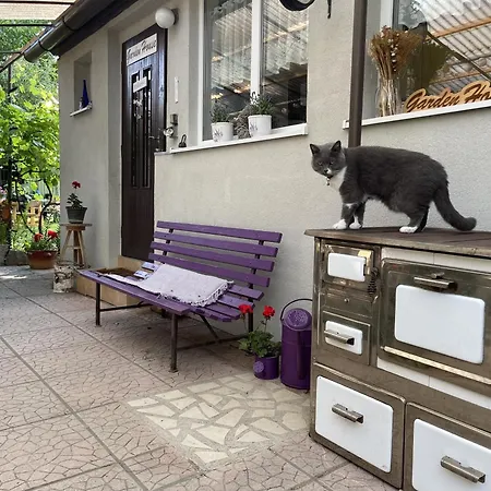 Holiday home Garden House Bratislava